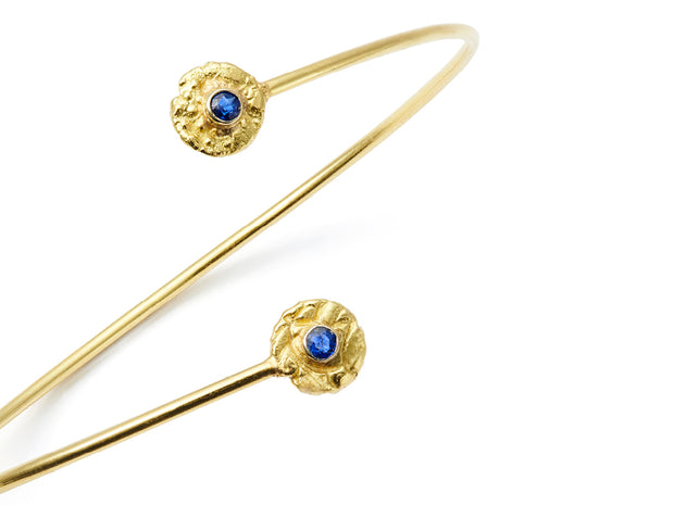 ”Seaquin” Bypass Bangle Bracelet with Blue Sapphires in 14kt Gold