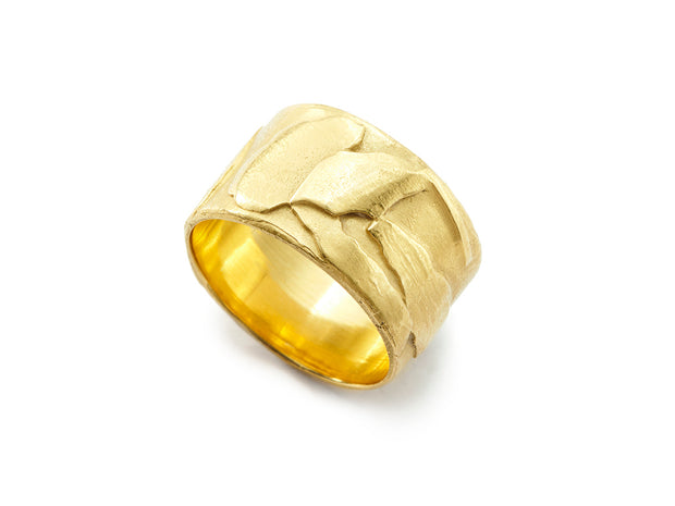 Tuscany Wide Band Ring in 18kt Gold
