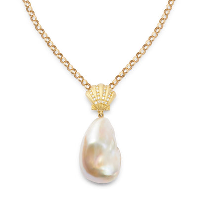 18kt Gold Diamond Scallop Shell with Freshwater Baroque Pearl