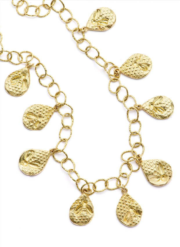 Bee Charm Necklace in 18kt Gold