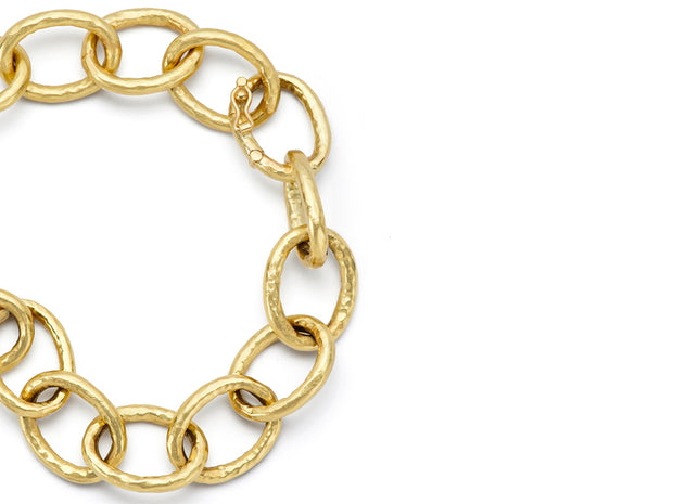 Large Link Hammered Chain Bracelet in 18kt Gold