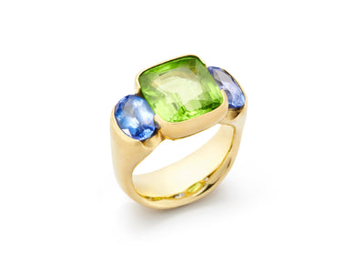 Peridot with Oval Ceylon Sapphires set in 18kt Gold