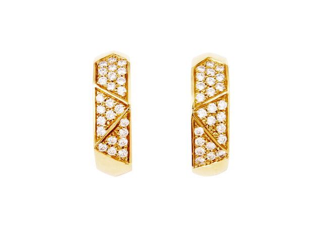 The Diana Earrings in 18kt Gold with Pavé Diamonds