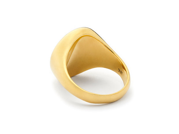 The Blue Onyx Signet Ring in 18kt Gold