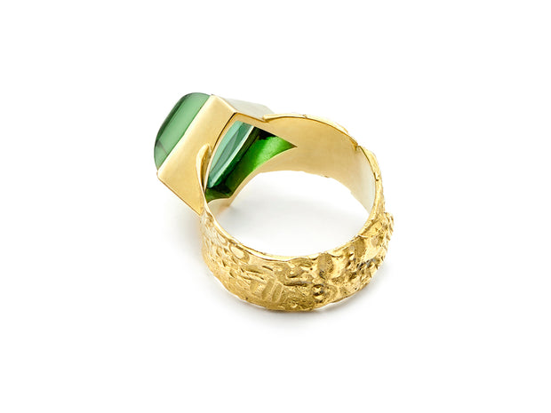 Sugarloaf Cut Green Tourmaline set in 18kt Gold Seascape Wrap Band