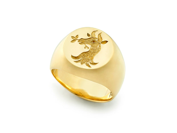 The Swan Signet Ring in 18kt Gold