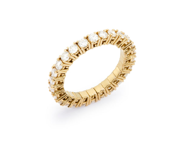 Diamond Stretch Ring set in 18kt Yellow Gold