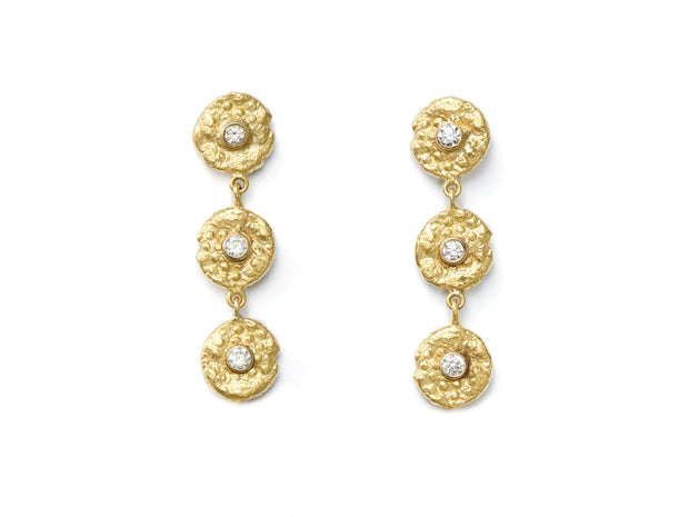 “Seaquin" Triple Drop Earrings in 18kt Gold
